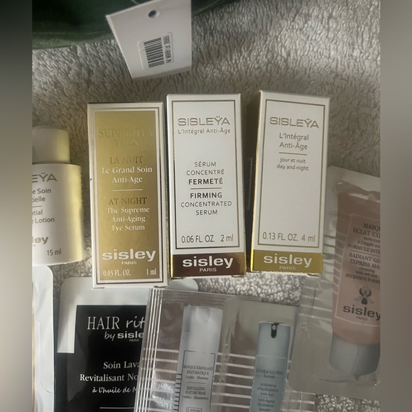 $340 value Sisley luxury Green Set - Picture 5 of 5
